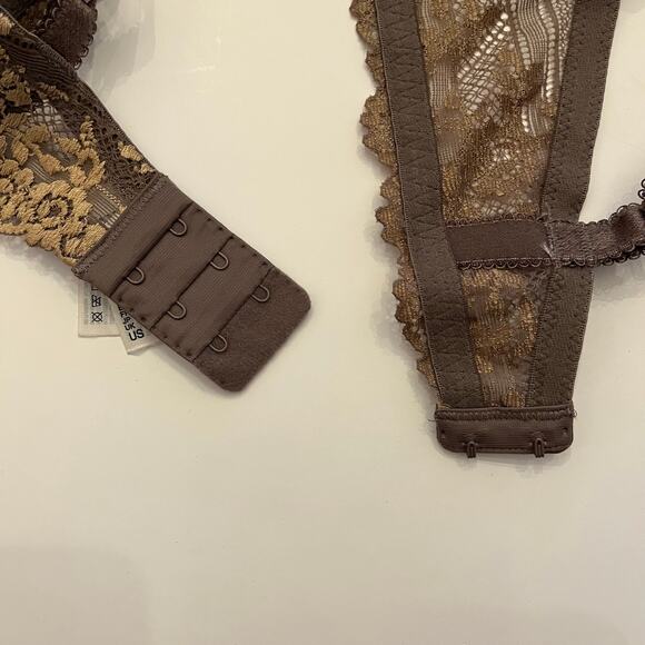 Wacoal Embrace Lace Push Up Bra 858191 Size 34D Lot of 2 Bundle Nude Cappuccino - Picture 15 of 15